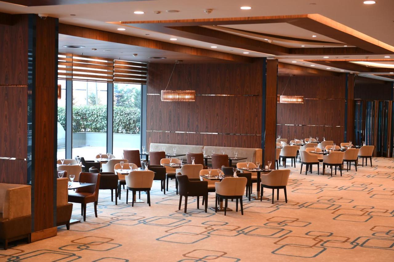 Mercure Istanbul West Hotel&Convention Center Exterior foto