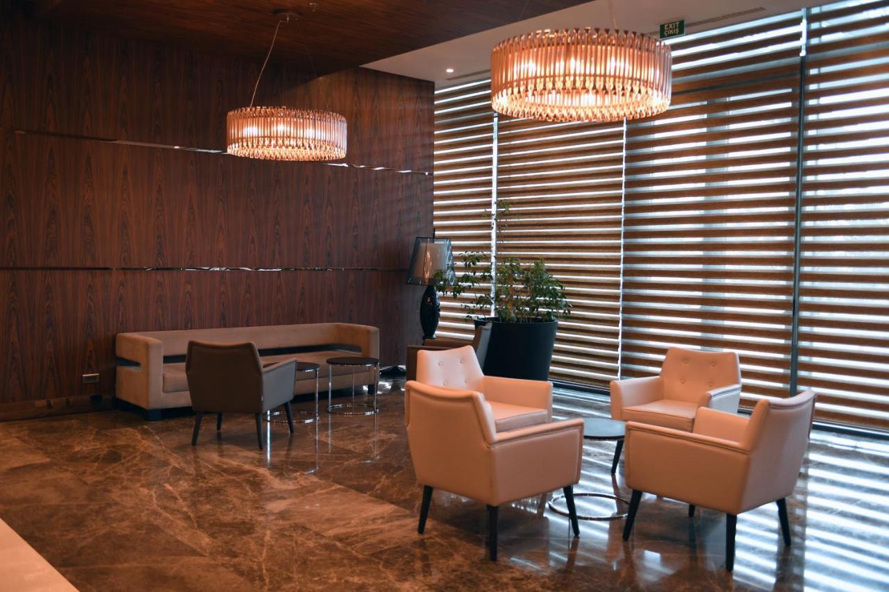Mercure Istanbul West Hotel&Convention Center Exterior foto