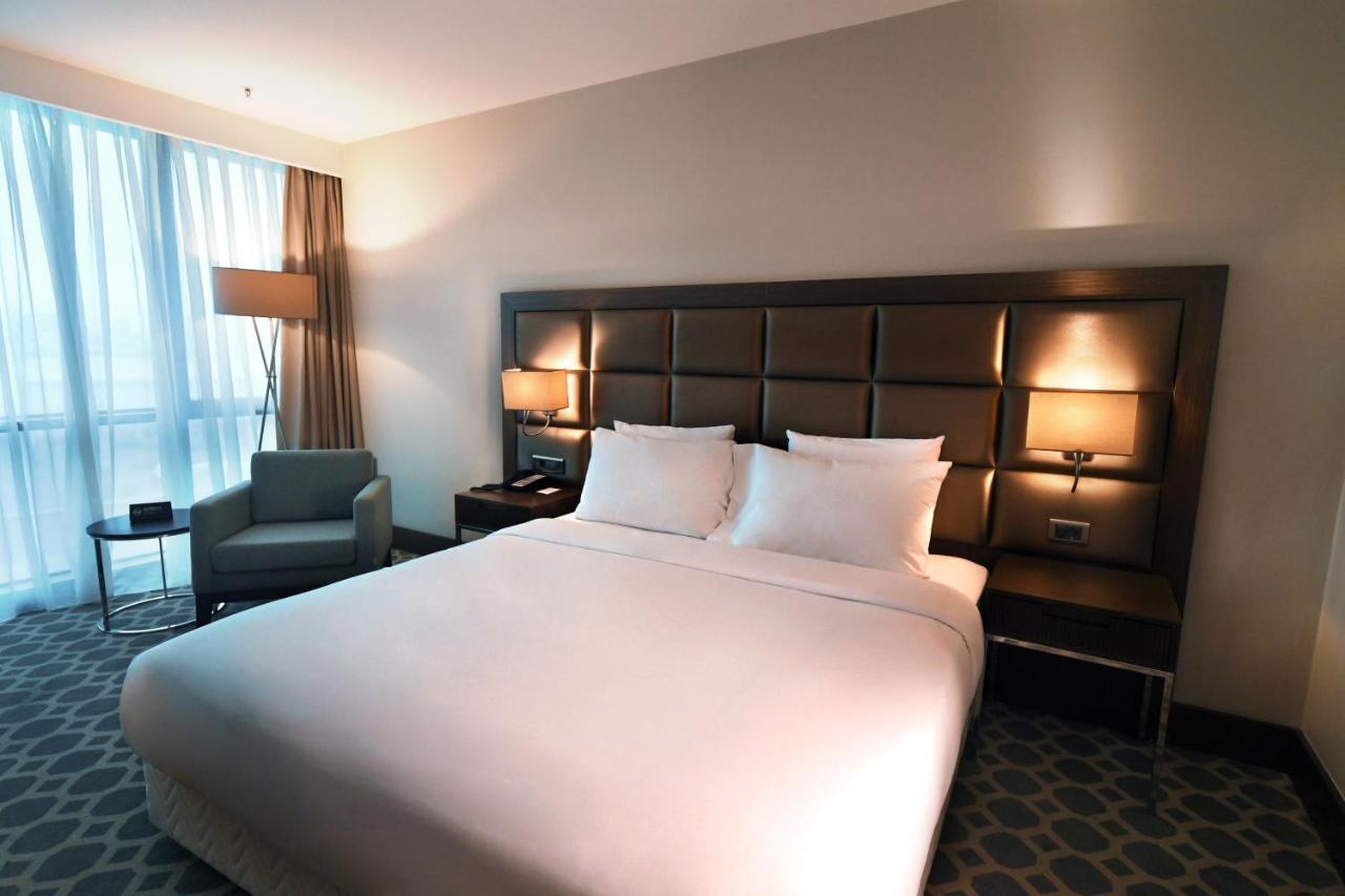 Mercure Istanbul West Hotel&Convention Center Exterior foto