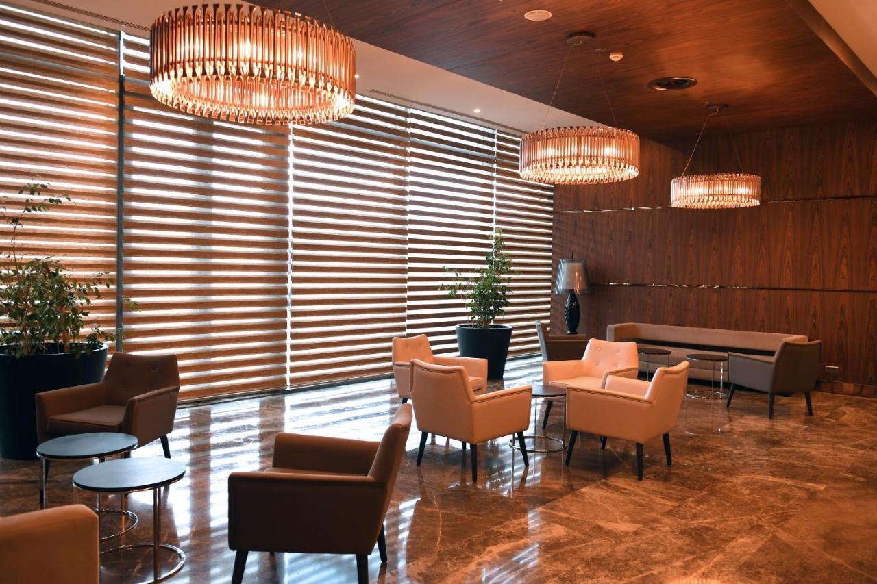 Mercure Istanbul West Hotel&Convention Center Exterior foto